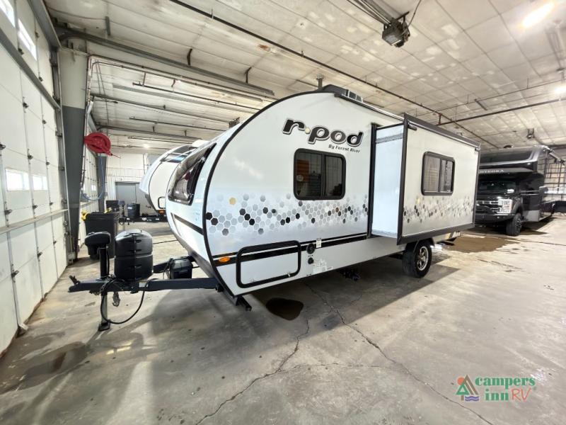 RV listing image