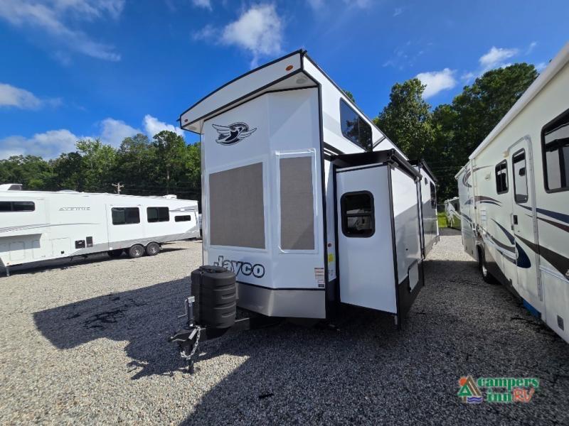 RV listing image