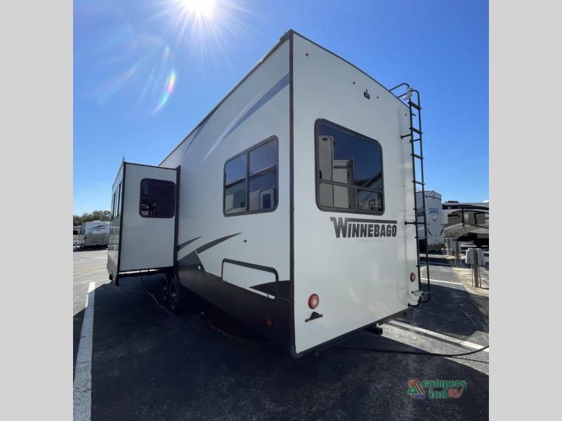 RV listing image