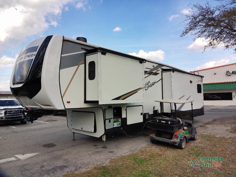 RV listing image