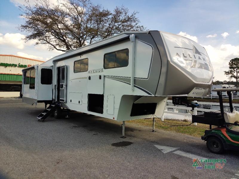RV listing image