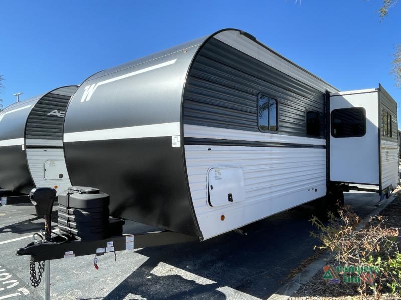 RV listing image