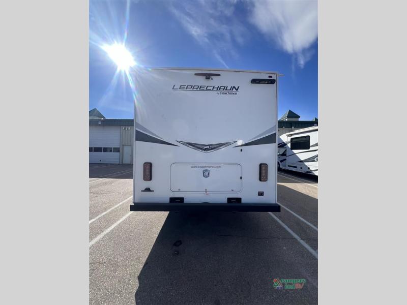 RV listing image