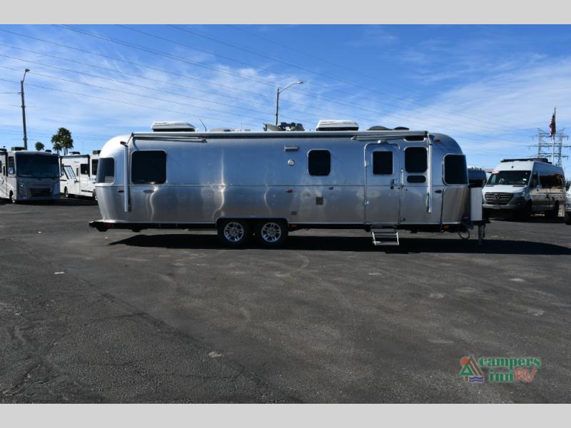 RV listing image