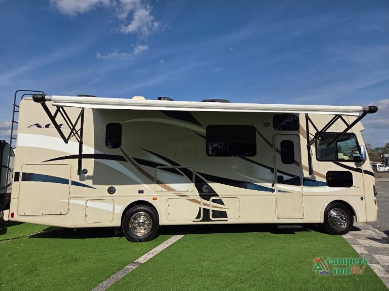RV listing image