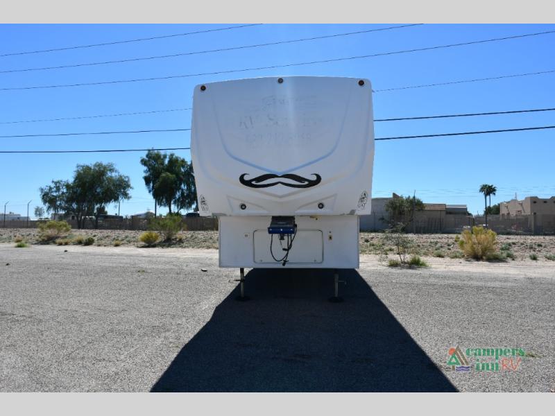 RV listing image