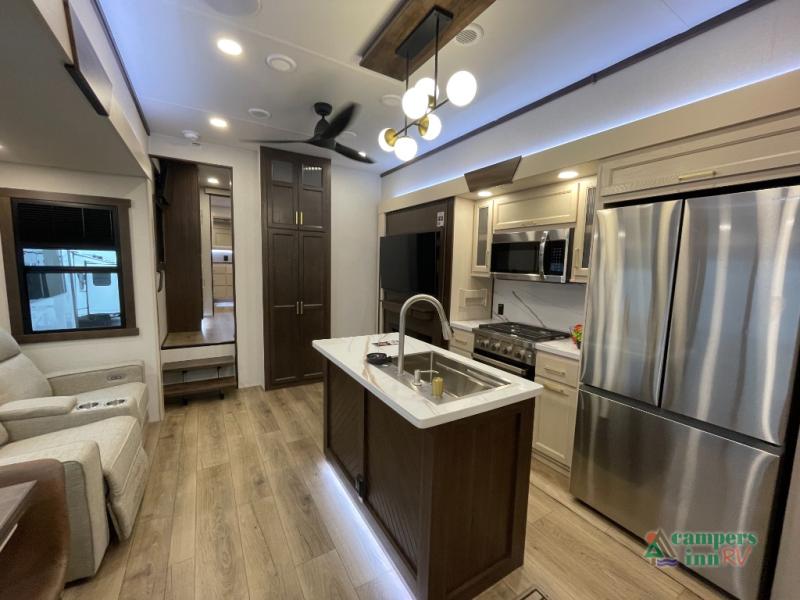 RV listing image