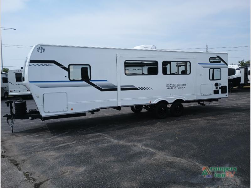 RV listing image