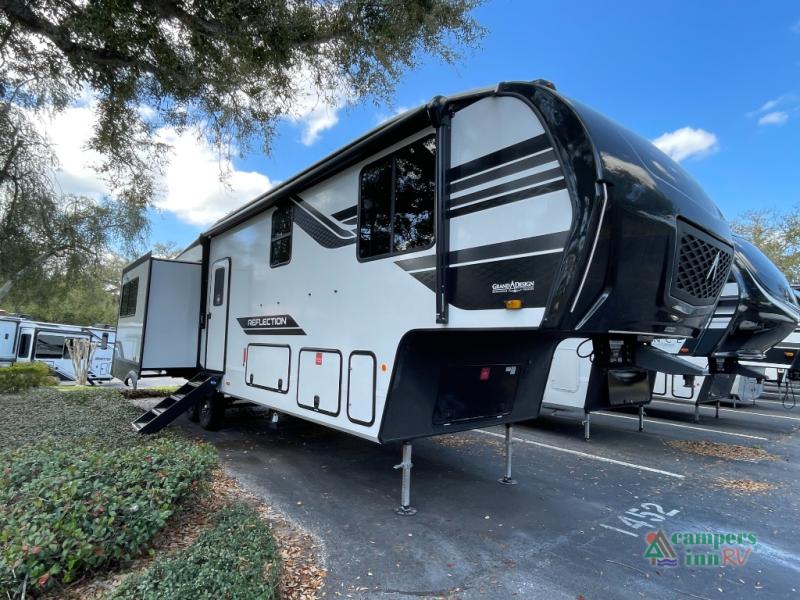 RV listing image