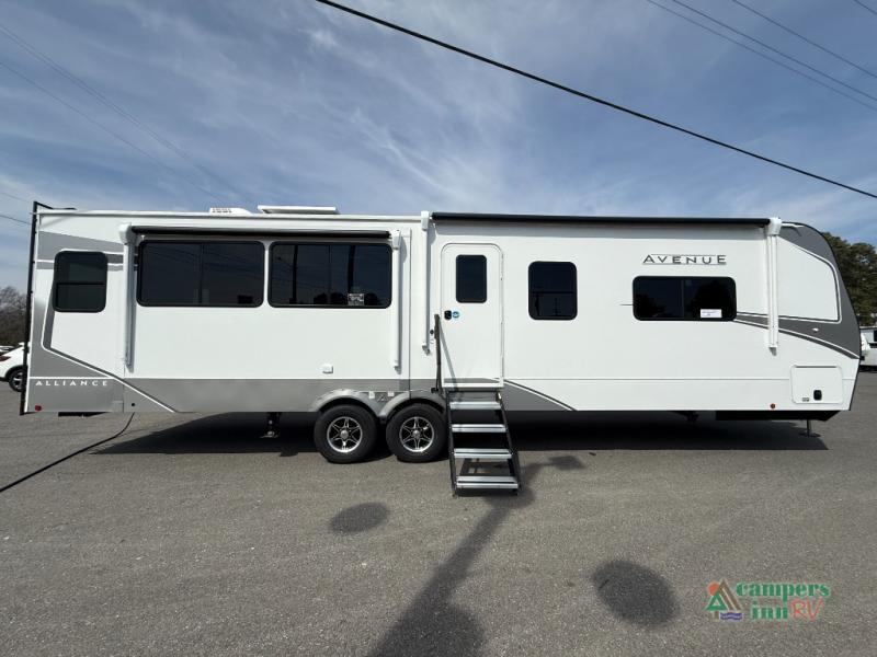 RV listing image