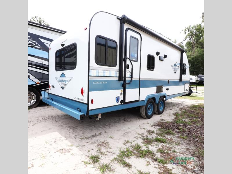 RV listing image