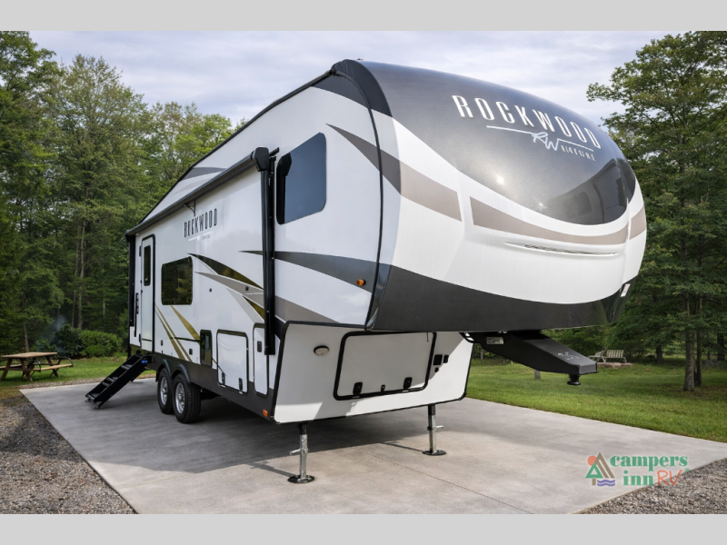 RV listing image