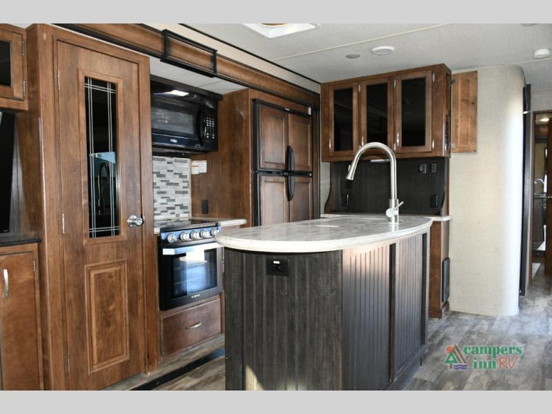 RV listing image