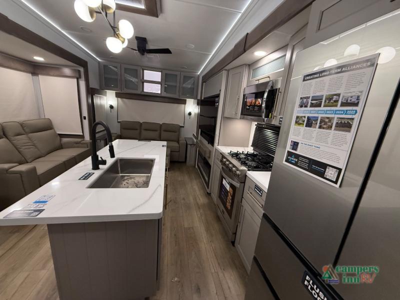 RV listing image