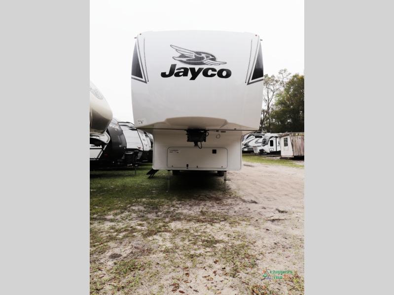 RV listing image