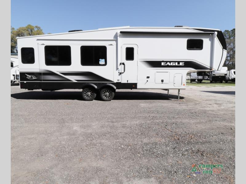 RV listing image