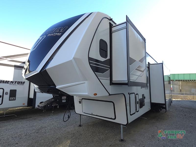 RV listing image