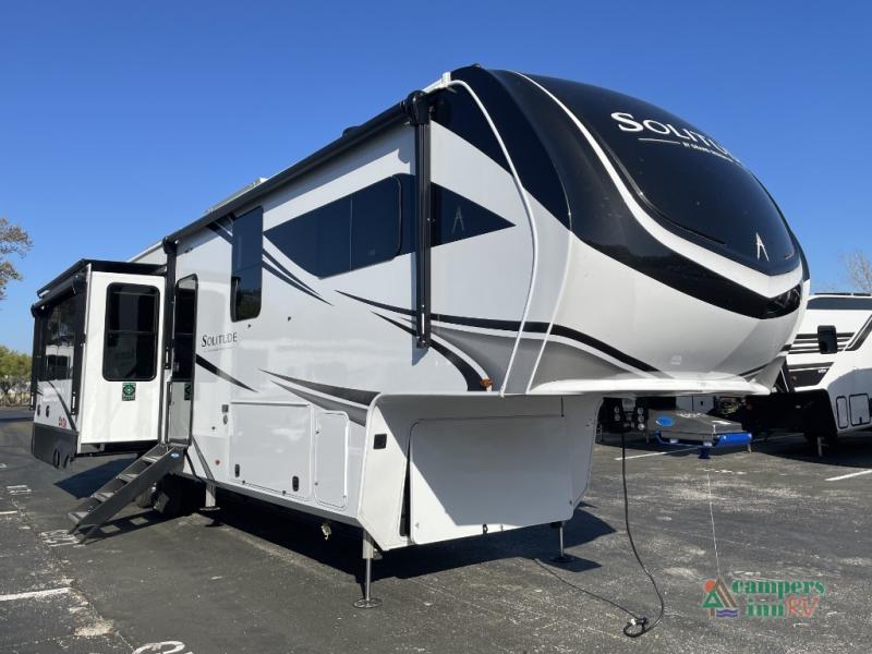 RV listing image