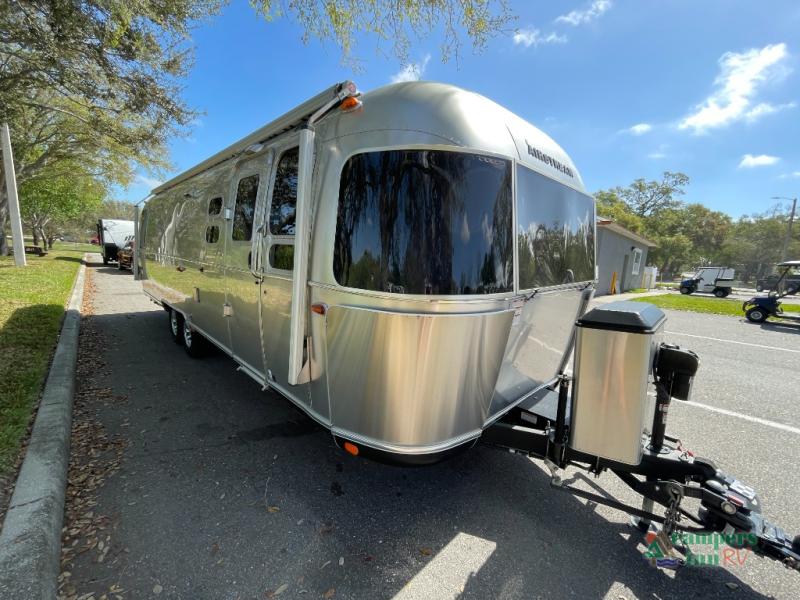 RV listing image
