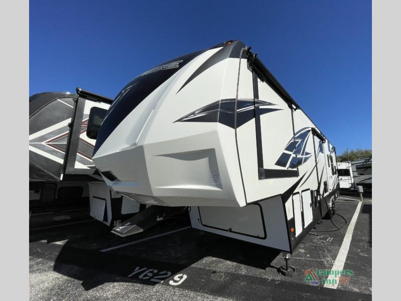 RV listing image