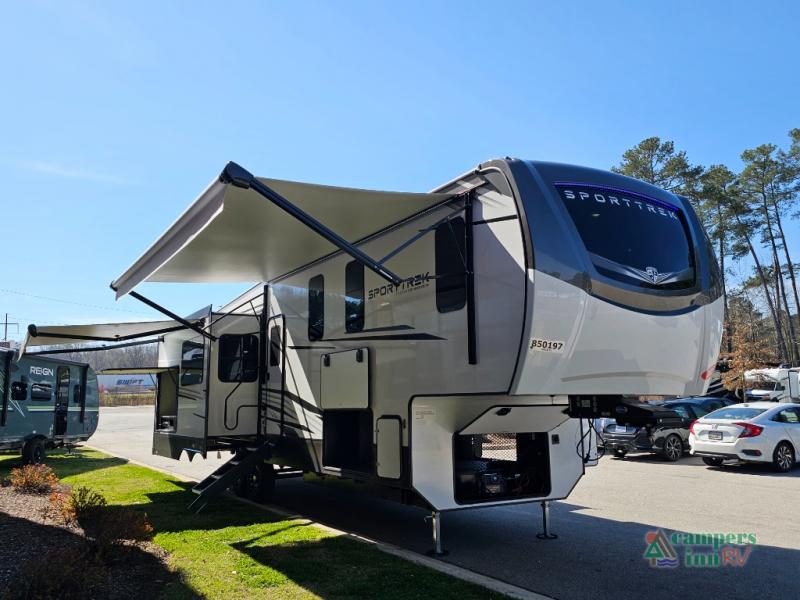 RV listing image
