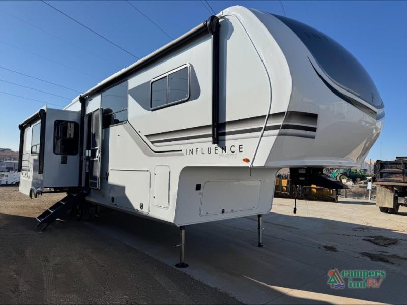 RV listing image