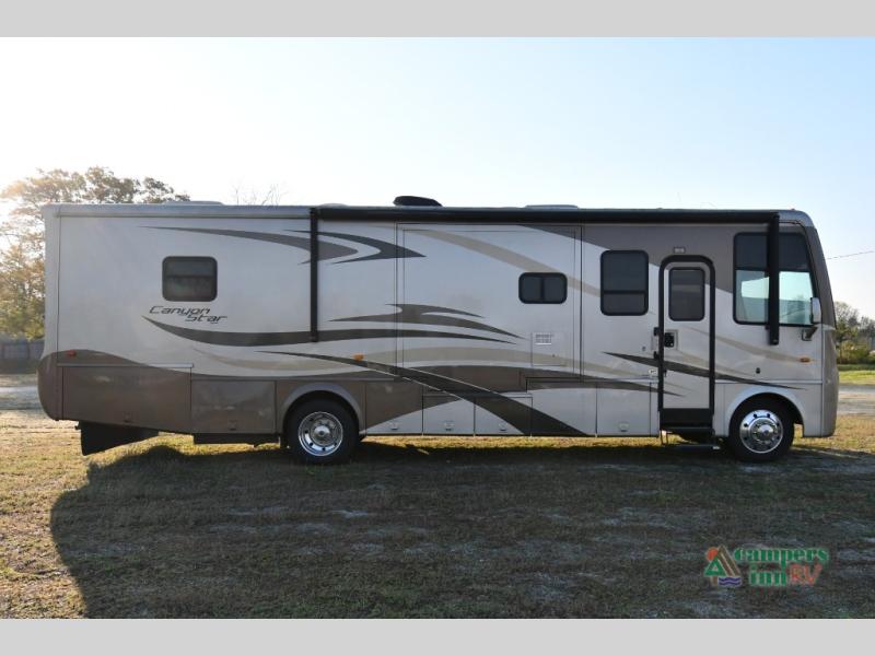 RV listing image