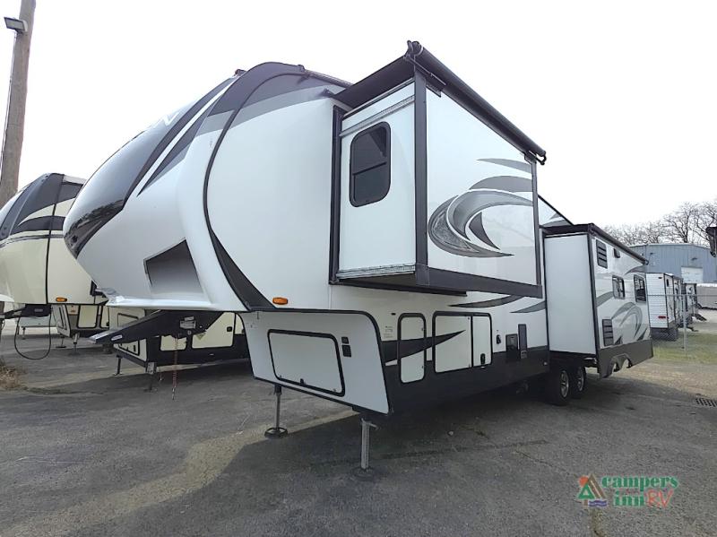 RV listing image