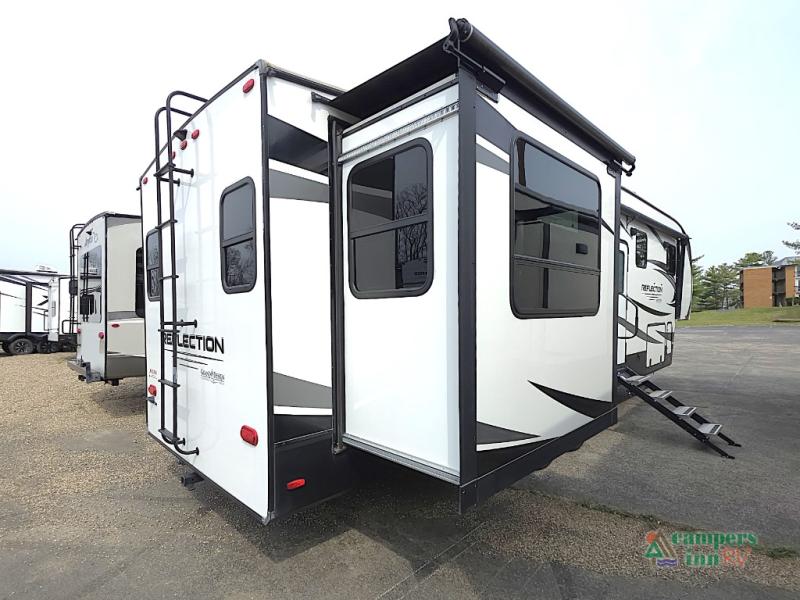 RV listing image