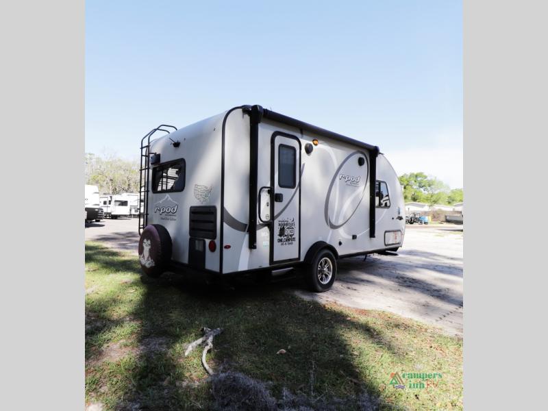 RV listing image
