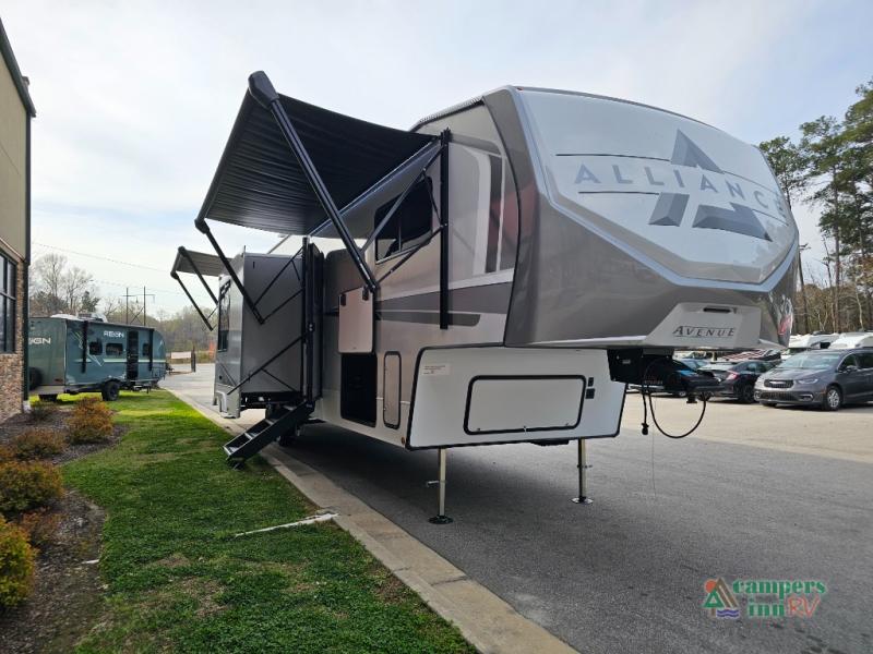 RV listing image