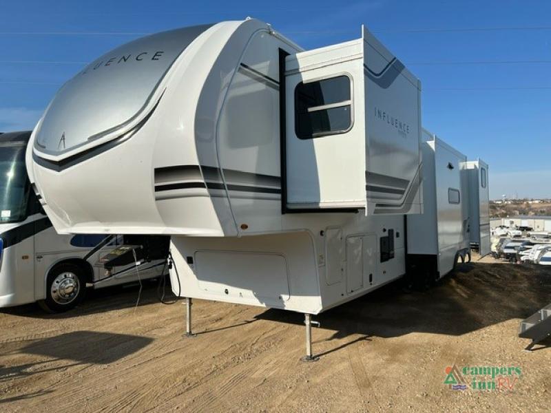 RV listing image