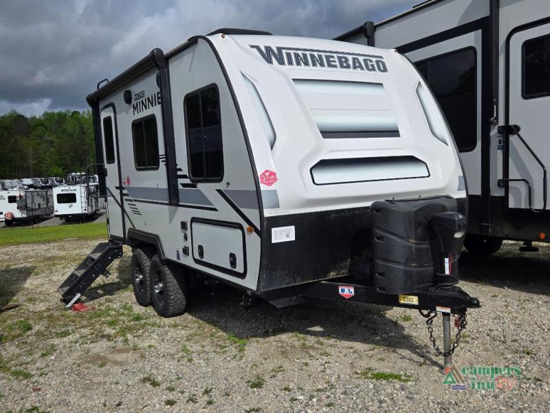 RV listing image