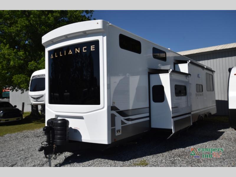RV listing image