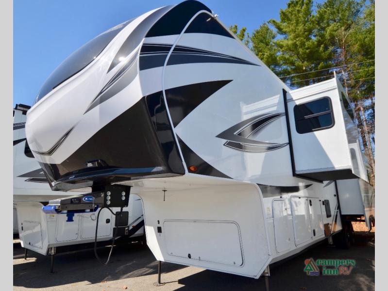 2023 Grand Design RV solitude 373fb