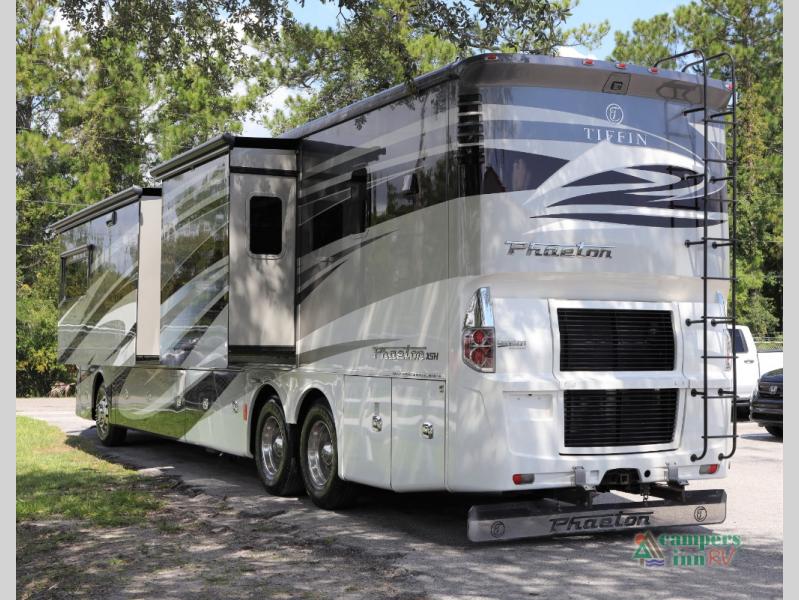 2018 Tiffin phaeton