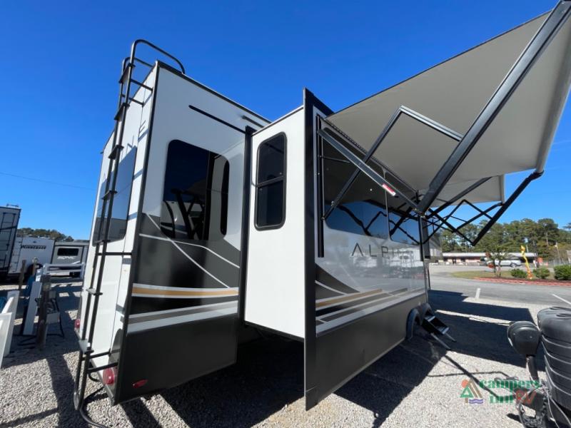 2024 Keystone RV alpine