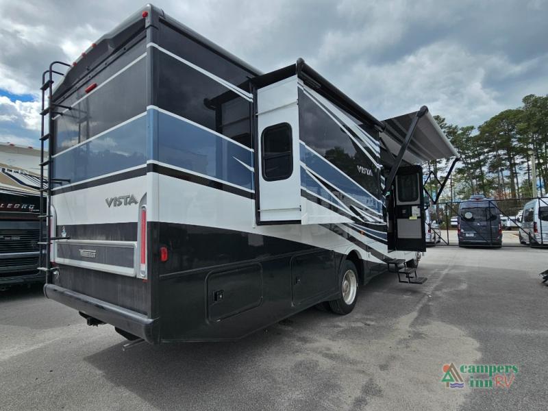 2025 Winnebago vista