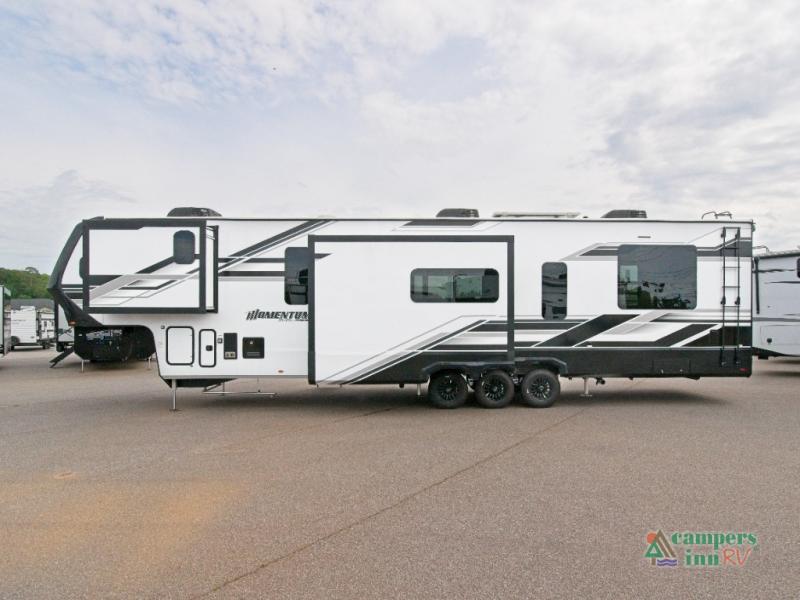 RV listing image