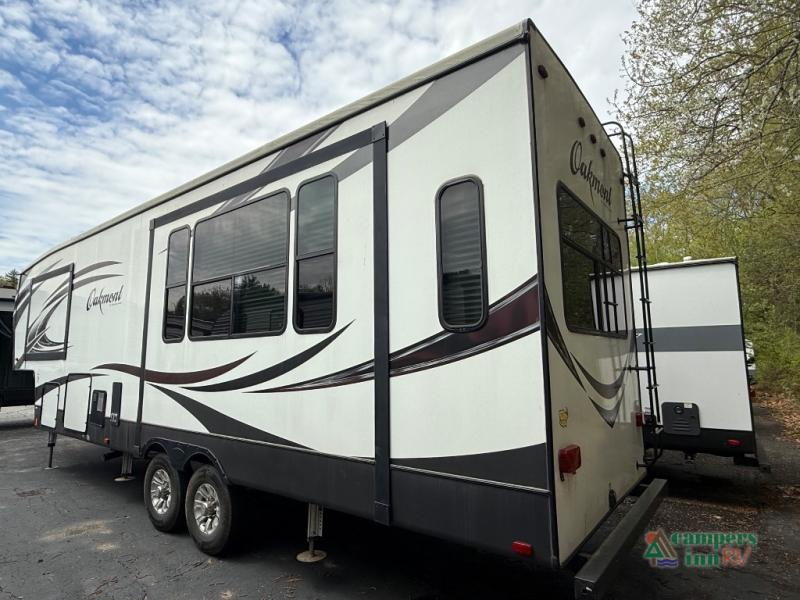 RV listing image