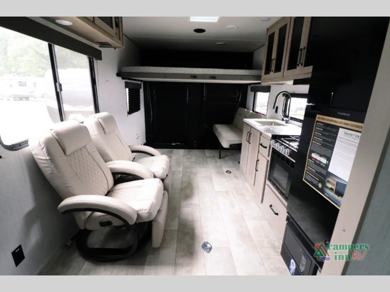 2024 Grand Design RV momentum mav