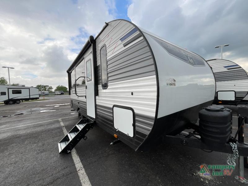 2025 Gulf Stream Kingsport 228Sb Exterior
