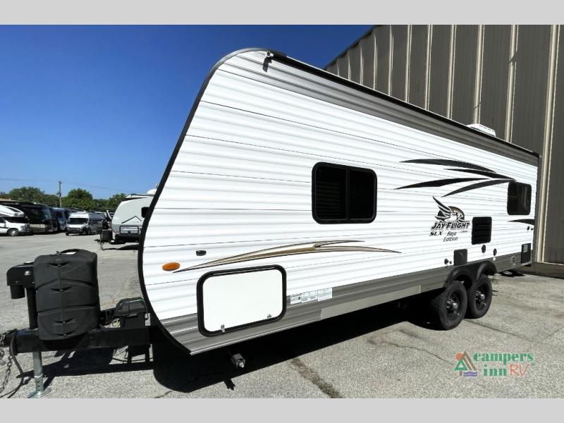 Used 2017 Jayco Jay Flight SLX 212 QBW Travel Trailer at Campers Inn ...