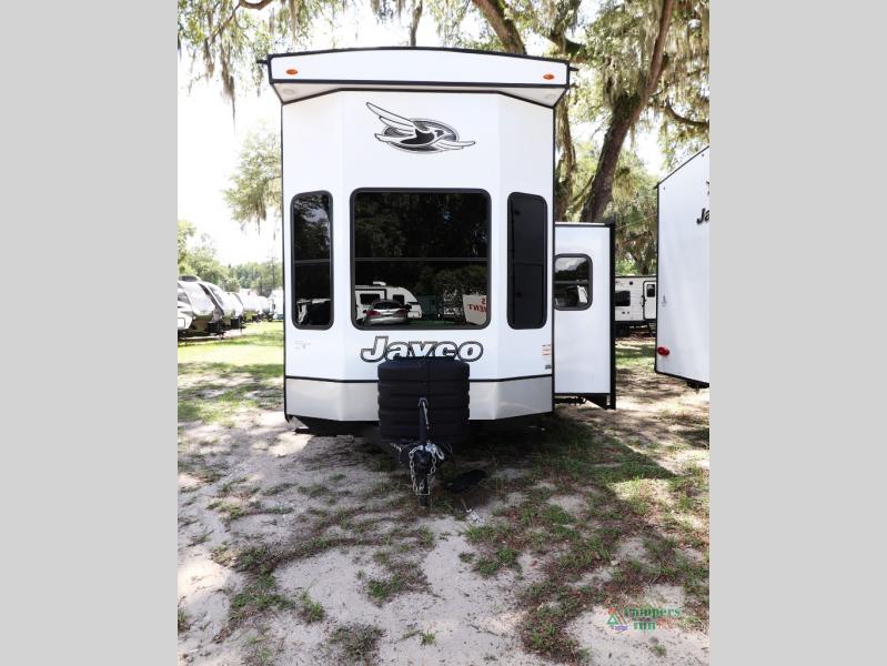 RV listing image