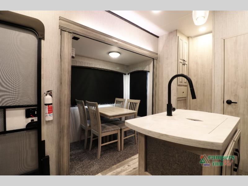 Forest River Sandpiper Image