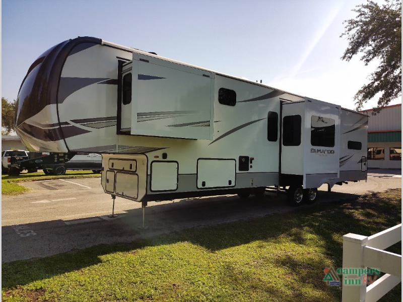 RV listing image