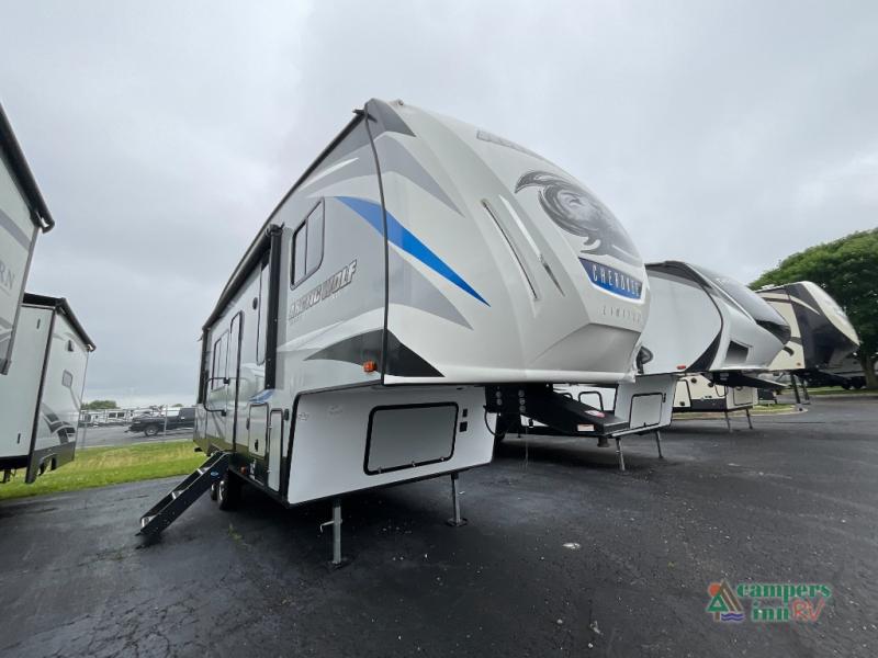 2020 Forest River Arctic Wolf 271RK Exterior