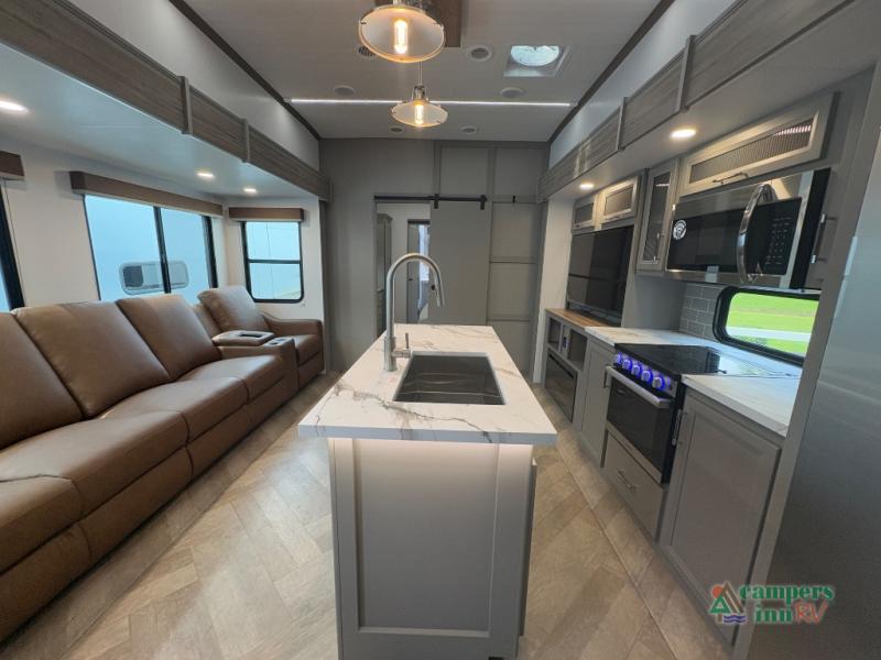 RV listing image