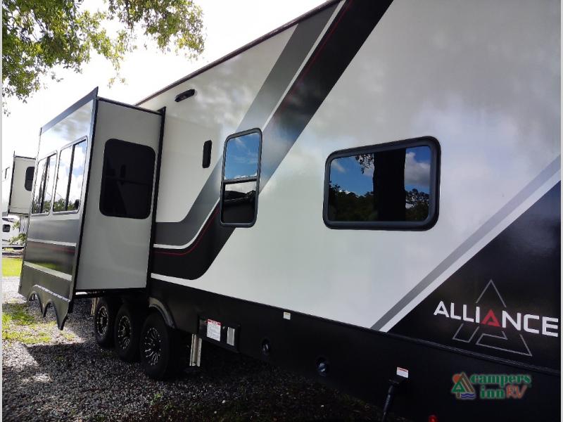 RV listing image