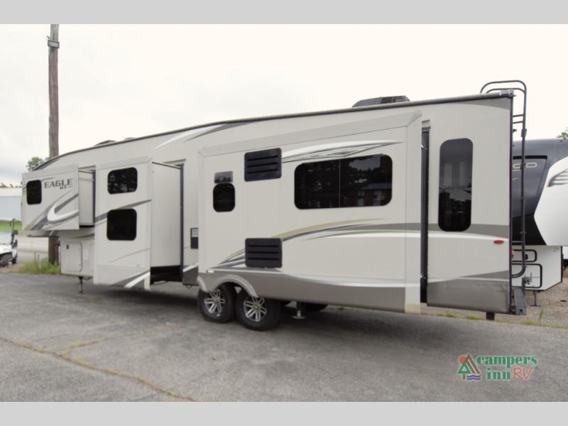 RV listing image